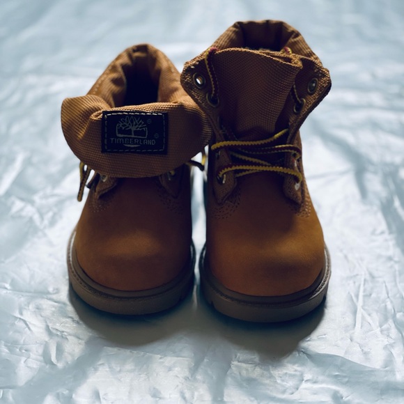 Timberland infants roll top boot new in original box - Picture 4 of 7